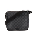 Louis Vuitton District PM