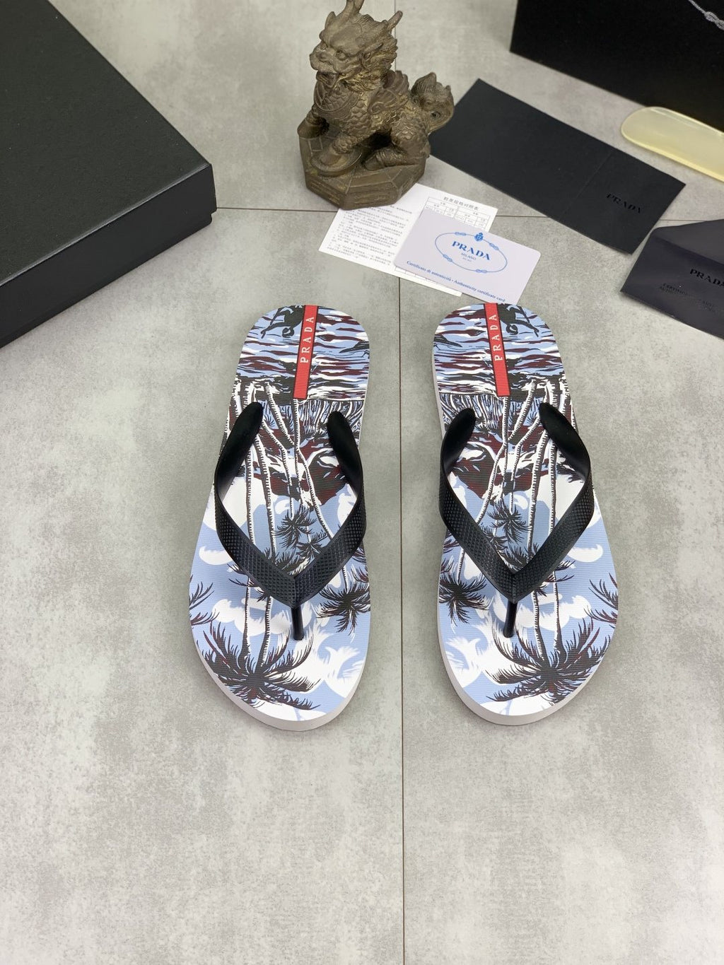 Prada Botanical Print Flip-Flops - Black & Multicolor Print