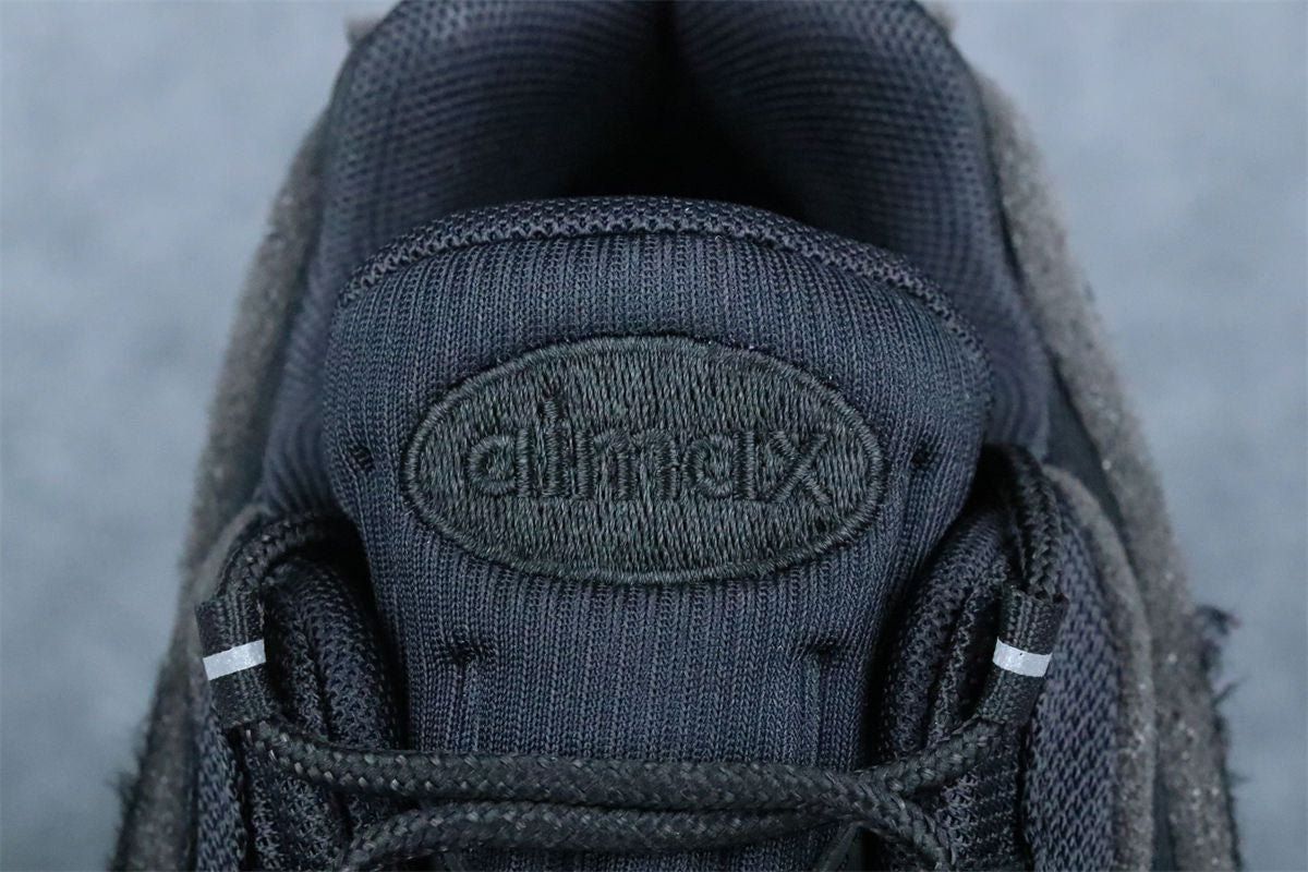 Comme des Garçons x Air Max 95 'Black'